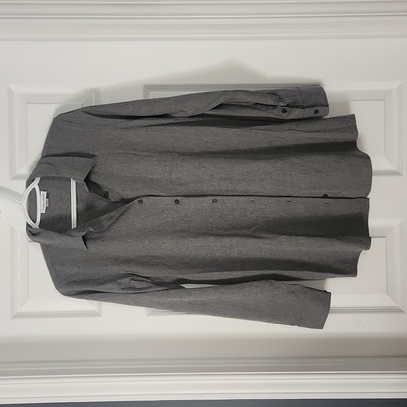 Shirt - Picture 1 of 1